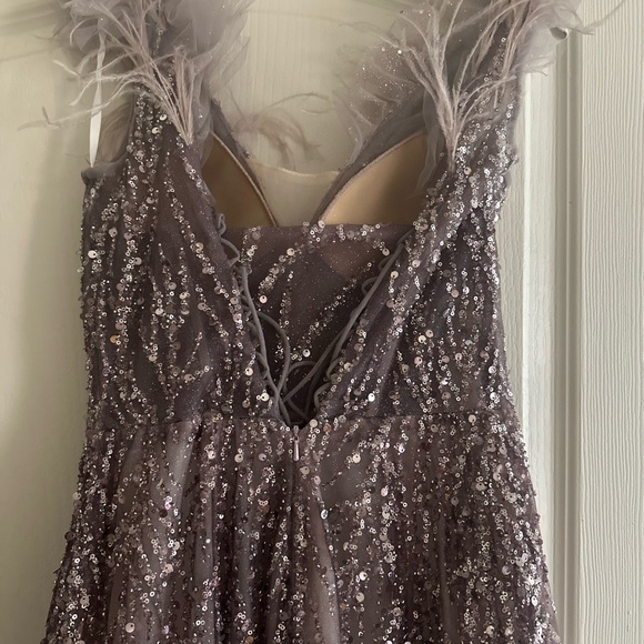 Lilac Dress Fits size S/M (4-10) - Picture 7 of 9